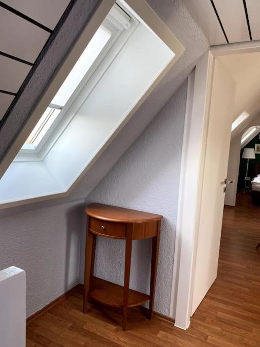 Super Zentral Begehrte Wohnlage Parkplatz Vor Haus Apartment Nuremberg Exterior photo